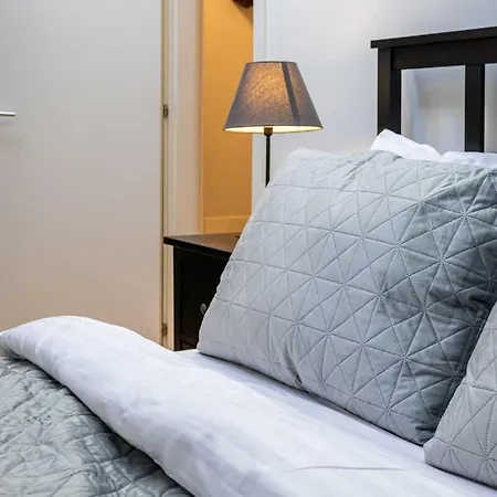 דירה Charming Loft In Prime Location *